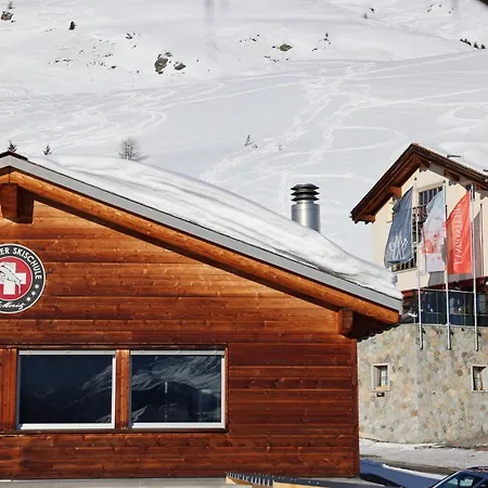 Chesa Chantarella Apartment St. Moritz