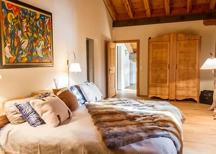 Chesa Chantarella Apartment *